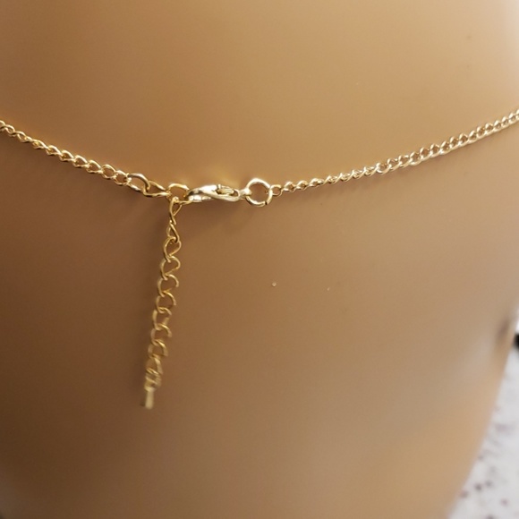 Butterfly Trendy Necklace - Picture 8 of 9